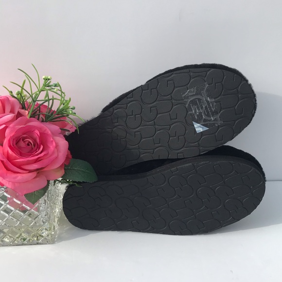 UGG Dalla Plaid - Picture 6 of 7